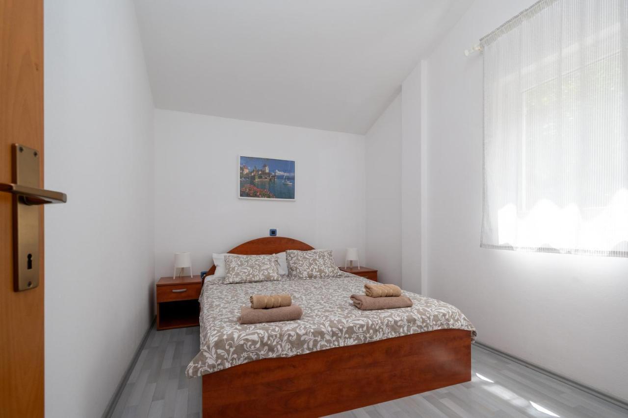 Apartments With A Parking Space Mandre, Pag - 16836 Exteriér fotografie
