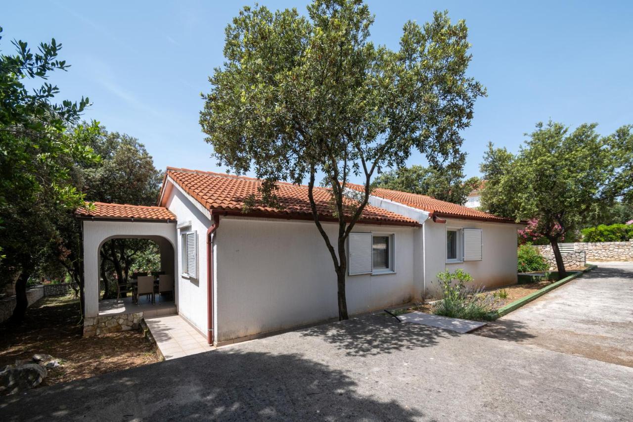 Apartments With A Parking Space Mandre, Pag - 16836 Exteriér fotografie